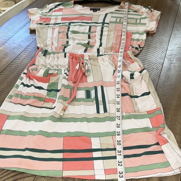 Limited Edition Beach 🏖️ Dress 🖼️ Deco Look 👀Miamibased hotel 🏨 The Webster - Picture 14 of 17